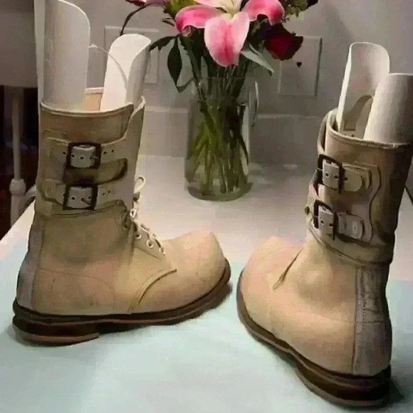 VINTAGE KOREAN WAR "Bunny Boots"  A R Hyde & Sons Boots - Picture 13 of 14